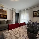 Grandera Apart's - Peset 69